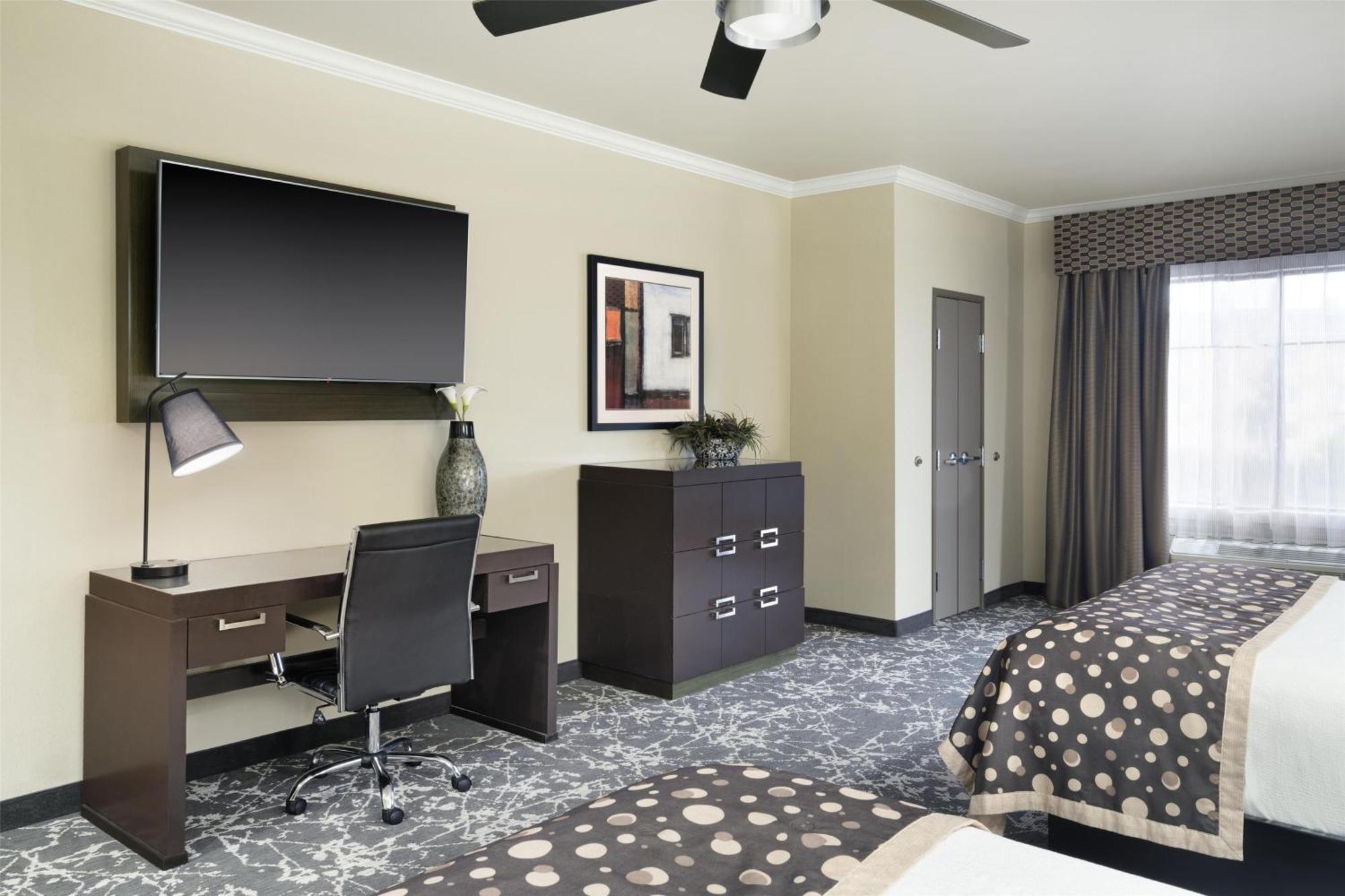 Best Western Premier Crown Chase Inn & Suites Denton Exteriér fotografie